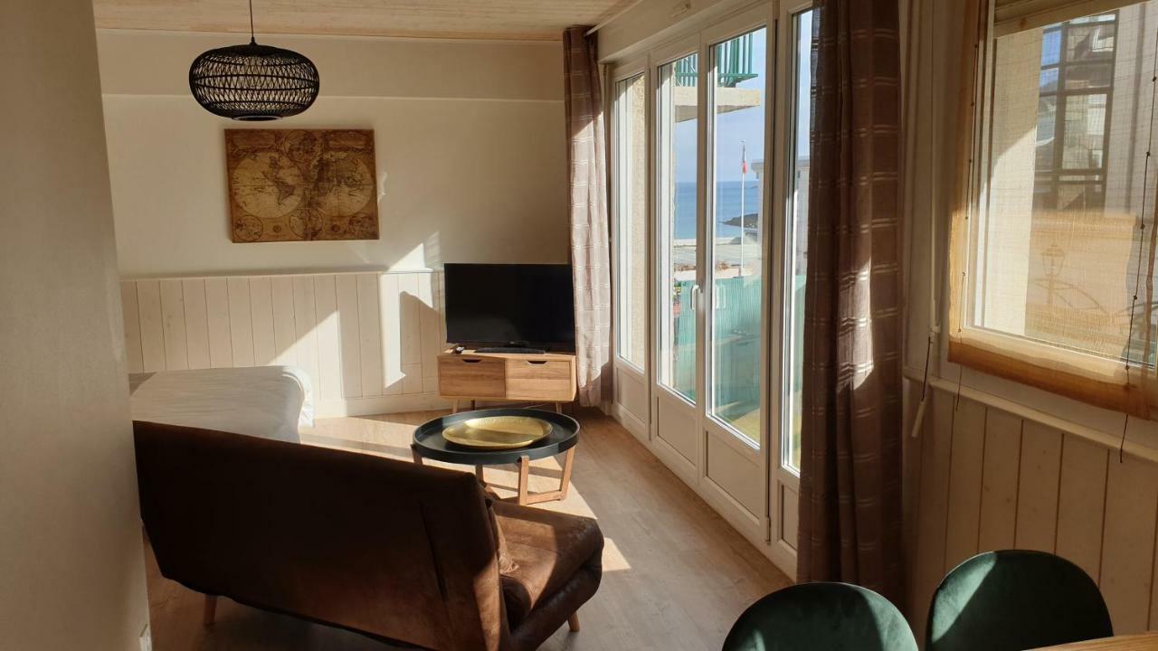 Les Studios Vue Mer Le Matlo Dinard Buitenkant foto