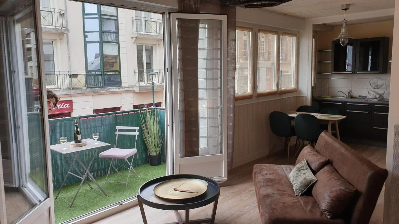 Les Studios Vue Mer Le Matlo Dinard Buitenkant foto